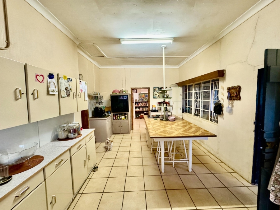 5 Bedroom Property for Sale in Vyfhoek A H North West